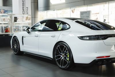 2023款 改款 Panamera 4 E-Hybrid 铂金版 2.9T-外观-图片-有驾