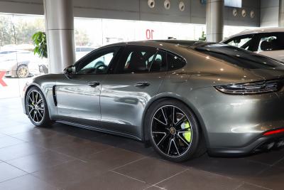 2023款 改款 Panamera 4 E-Hybrid 铂金版 2.9T-外观-图片-有驾