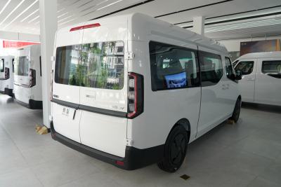 2025款 驭程版中轴中顶68kWh宁德时代-外观-图片-有驾