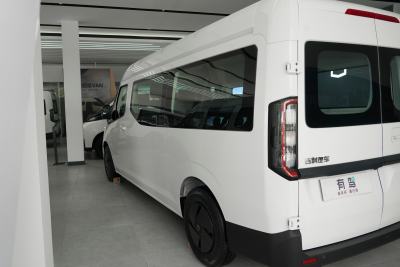 2025款 驭程版中轴中顶68kWh宁德时代-外观-图片-有驾