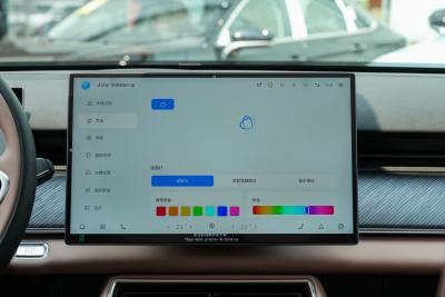 2025款 2.0T 长虹版 5座-内饰-图片-有驾