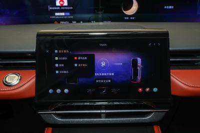 2025款 2.0T 四驱尊睿版-内饰-图片-有驾 2025款 2.0T 四驱尊睿版-内饰-图片-有驾