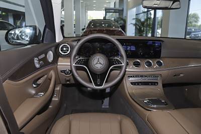 2021款 E 300 L 豪华型-内饰-图片-有驾
