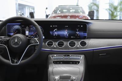 2021款 E 300 L 豪华型-内饰-图片-有驾
