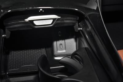 2025款 改款 GLC 300 L 4MATIC 豪华型 5座-内饰-图片-有驾