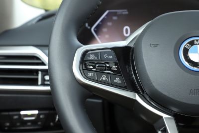 2025款 eDrive 40 L 曜夜运动套装-内饰-图片-有驾