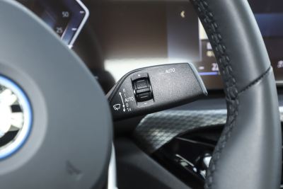2025款 eDrive 40 L 曜夜运动套装-内饰-图片-有驾