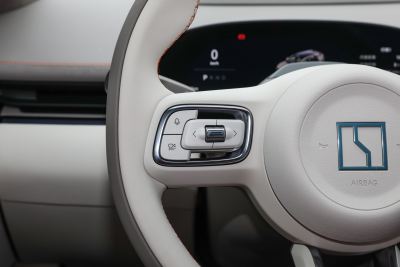2025款 长续航后驱智驾版 100kWh-内饰-图片-有驾