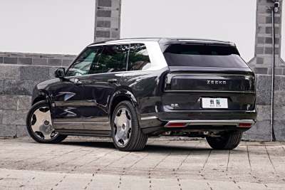 2025款 Ultra版 70kWh-外观-图片-有驾