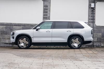 2025款 Ultra版 70kWh-外观-图片-有驾