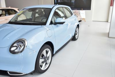 2023款 401km标准续航 豪华型 磷酸铁锂-外观-图片-有驾 2023款 401km标准续航 豪华型 磷酸铁锂-外观-图片-有驾