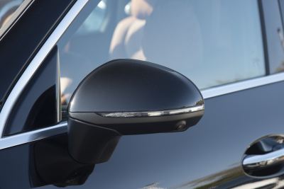 2026款 GLC 300 L 4MATIC 动感型 7座-外观-图片-有驾