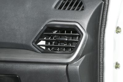 2023款 1.6L CNG舒适型厢货2座-内饰-图片-有驾