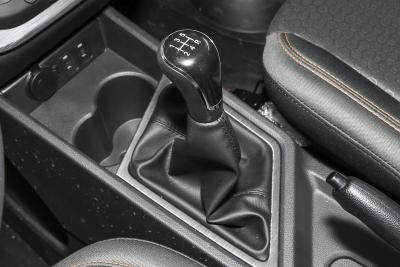 2023款 1.6L CNG舒适型厢货2座-内饰-图片-有驾