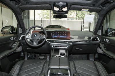 2024款 xDrive 40Li 尊享型黑焰限量版-内饰-图片-有驾