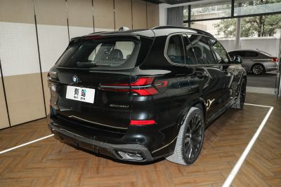 2024款 xDrive 40Li 尊享型黑焰限量版-外观-图片-有驾