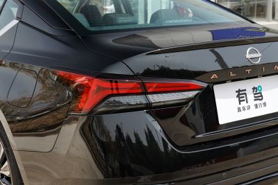 2024款 2.0L SV 黑金版-外观-图片-有驾