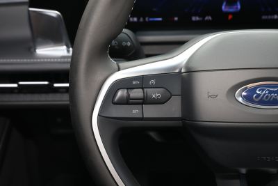 2025款 锐界L 2.0T EcoBoost E混动两驱七座时尚型-内饰-图片-有驾