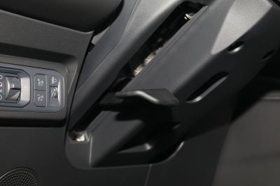 2025款 锐界L 2.0T EcoBoost E混动两驱七座时尚型-内饰-图片-有驾