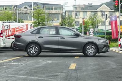 2026款 第4代 400万纪念款 1.5L CVT超越型-外观-图片-有驾