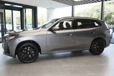 2027款 xDrive30L 领先型 M运动曜夜套装-外观-图片-有驾