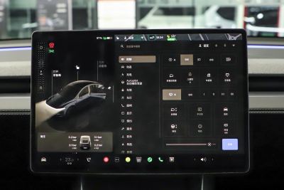 2025款 后轮驱动 首发版-内饰-图片-有驾