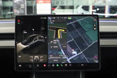 2025款 后轮驱动 首发版-内饰-图片-有驾