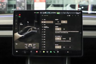 2025款 后轮驱动 首发版-内饰-图片-有驾