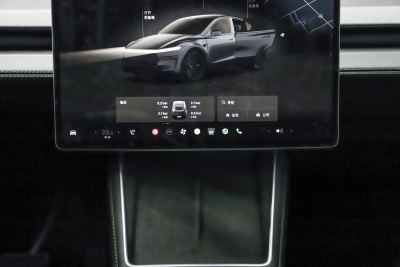 2025款 后轮驱动 首发版-内饰-图片-有驾