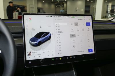 2025款 后轮驱动 首发版-内饰-图片-有驾
