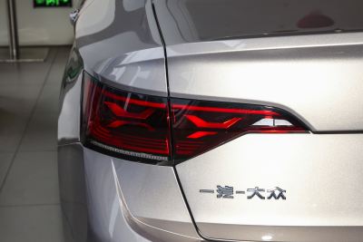 2025款 300TSI DSG超越版-外观-图片-有驾