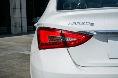 2025款 卓越版 1.5L 手动风尚型-外观-图片-有驾