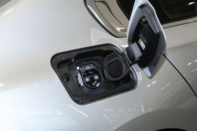 2023款 eDrive50L 尊享豪华套装-外观-图片-有驾