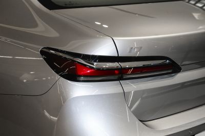 2023款 eDrive50L 尊享豪华套装-外观-图片-有驾