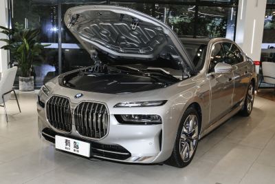 2023款 eDrive50L 尊享豪华套装-外观-图片-有驾