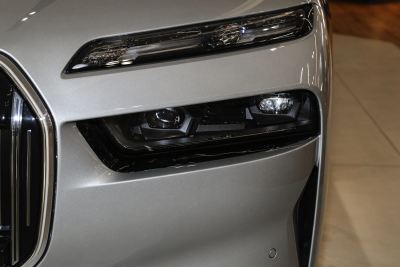 2023款 eDrive50L 尊享豪华套装-外观-图片-有驾