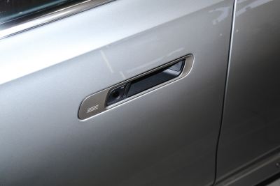 2023款 eDrive50L 尊享豪华套装-外观-图片-有驾