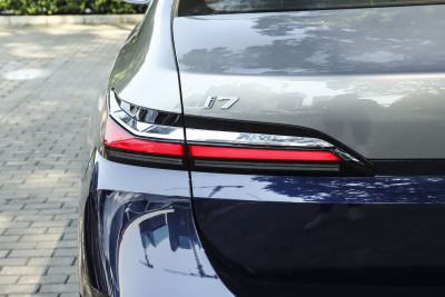 2023款 eDrive50L 尊享豪华套装-外观-图片-有驾