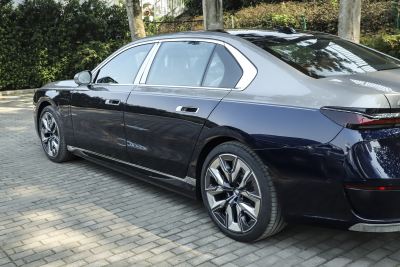 2023款 eDrive50L 尊享豪华套装-外观-图片-有驾