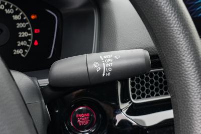 2025款 240TURBO 手动极速版-内饰-图片-有驾