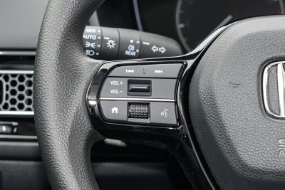 2025款 240TURBO 手动极速版-内饰-图片-有驾