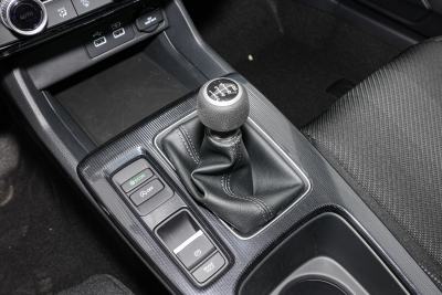 2025款 240TURBO 手动极速版-内饰-图片-有驾