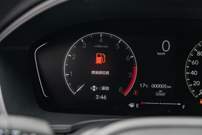 2025款 240TURBO 手动极速版-内饰-图片-有驾