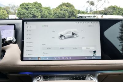 2025款 680 超长续航四驱 Max-内饰-图片-有驾 2025款 680 超长续航四驱 Max-内饰-图片-有驾