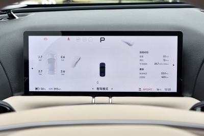 2025款 680 超长续航四驱 Max-内饰-图片-有驾 2025款 680 超长续航四驱 Max-内饰-图片-有驾