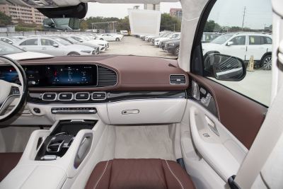 2025款 GLS 480 4MATIC-内饰-图片-有驾