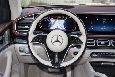 2025款 GLS 480 4MATIC-内饰-图片-有驾