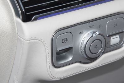 2025款 GLS 480 4MATIC-内饰-图片-有驾
