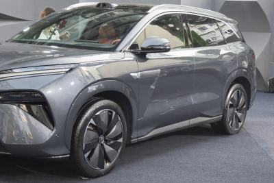 2025款 EV 600KM四驱激光雷达旗舰型-外观-图片-有驾