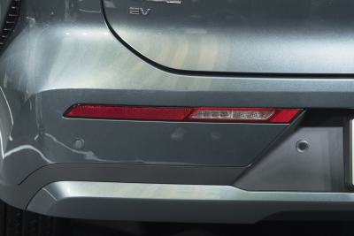 2025款 EV 600KM四驱激光雷达旗舰型-外观-图片-有驾